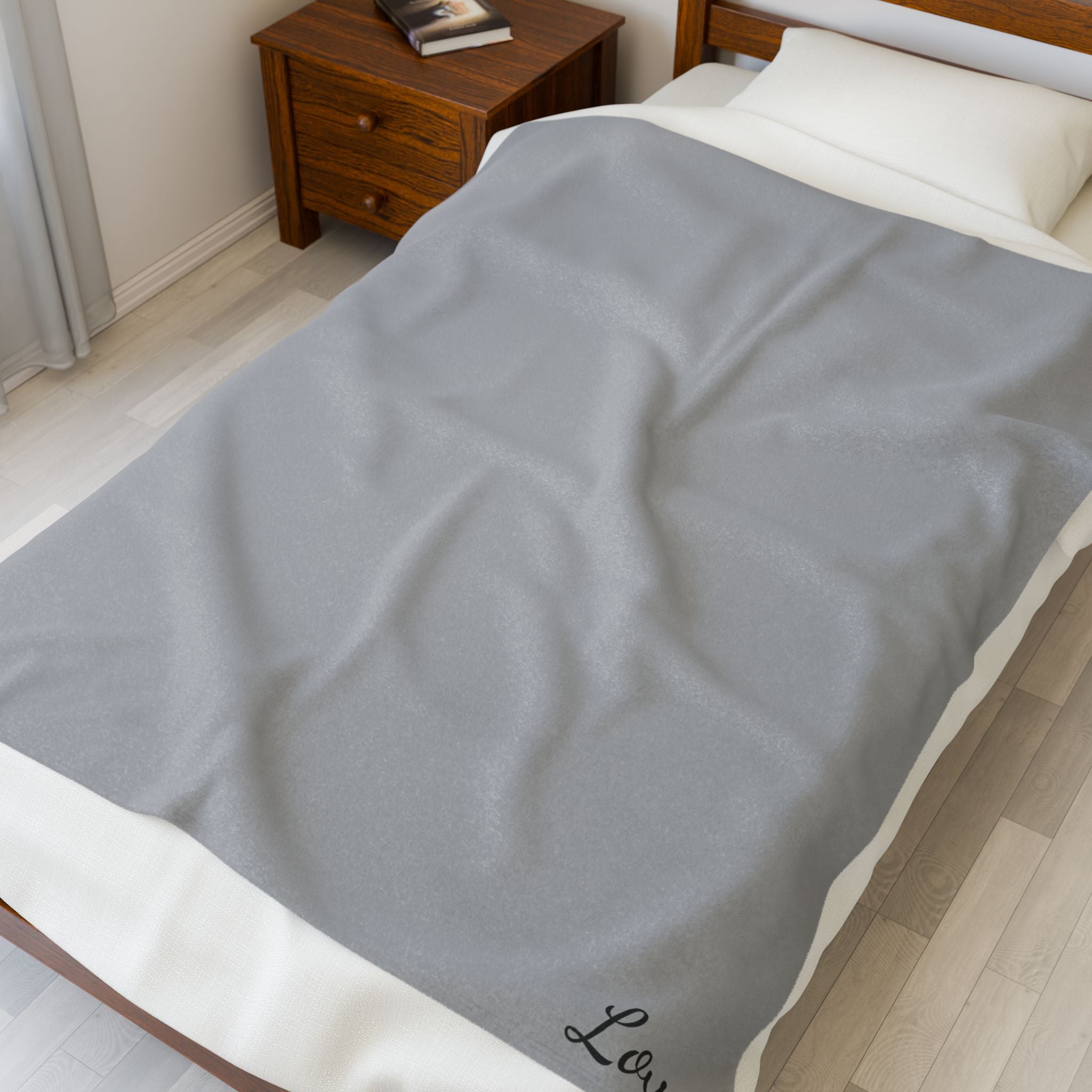 Luxurious Velveteen Blanket